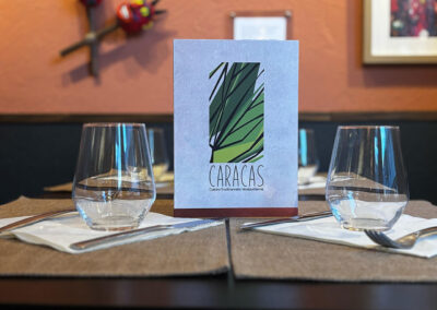 Table dressée - Restaurant Vénézuélien Caracas à Toulouse